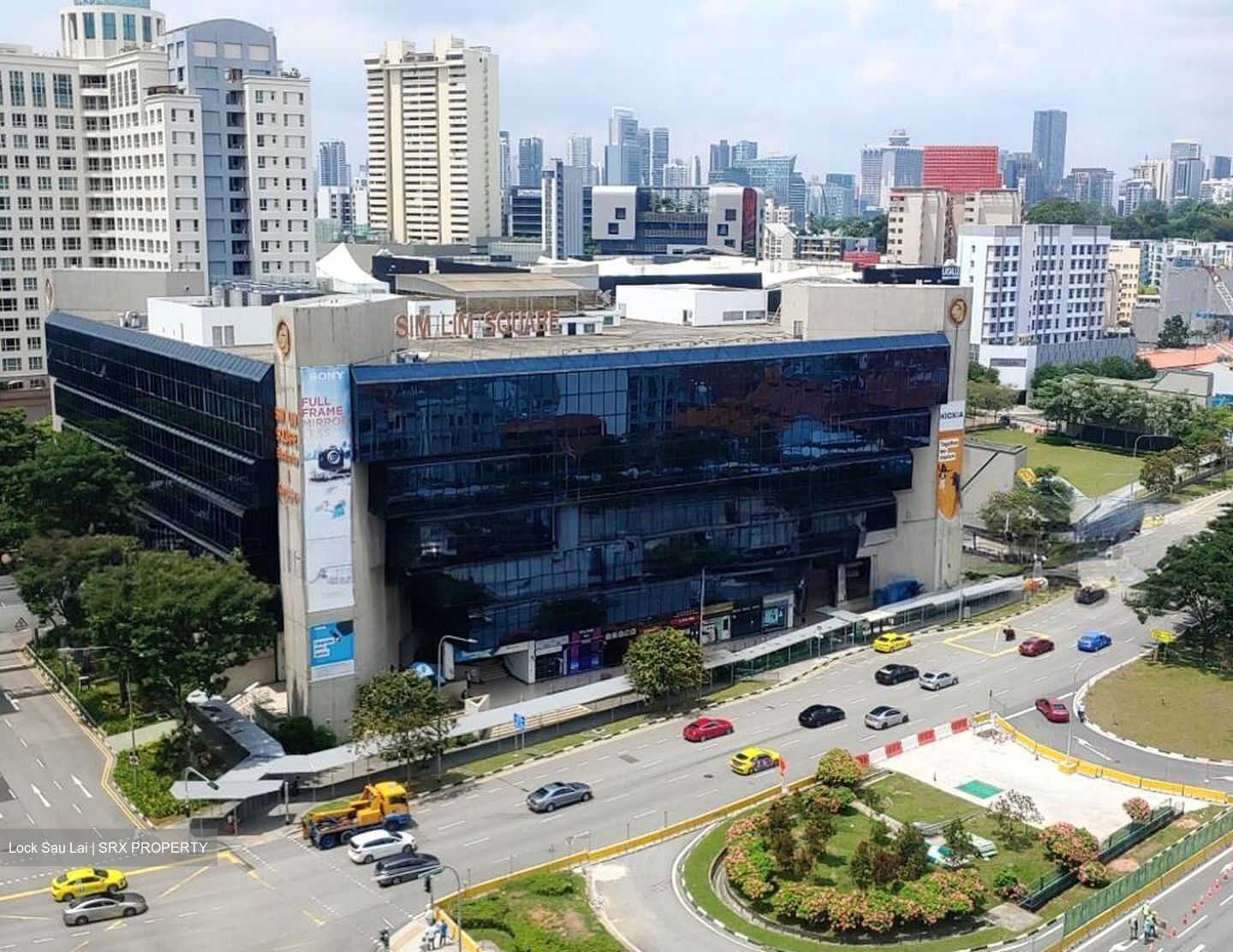 Sim Lim Square (D7), Shop House #497055871